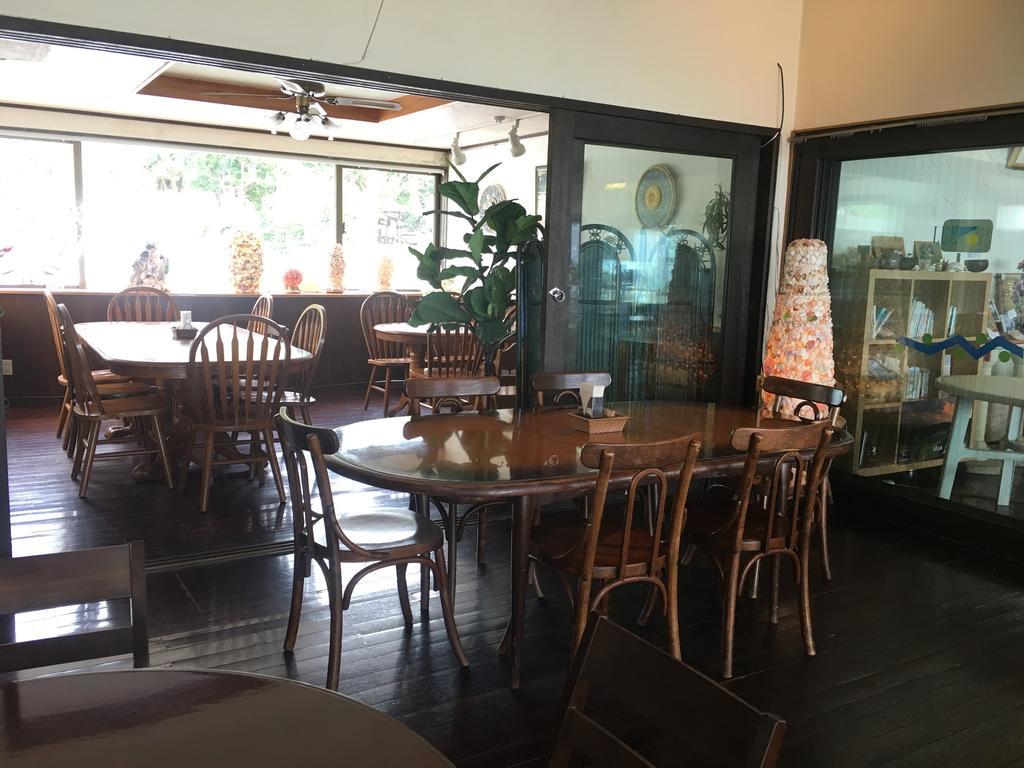 โฮเต็ล แอนด์ เรสเทอรองต์ ออน เดอะ บีช ลิว Hotel โมโตบุ ภายนอก รูปภาพ
