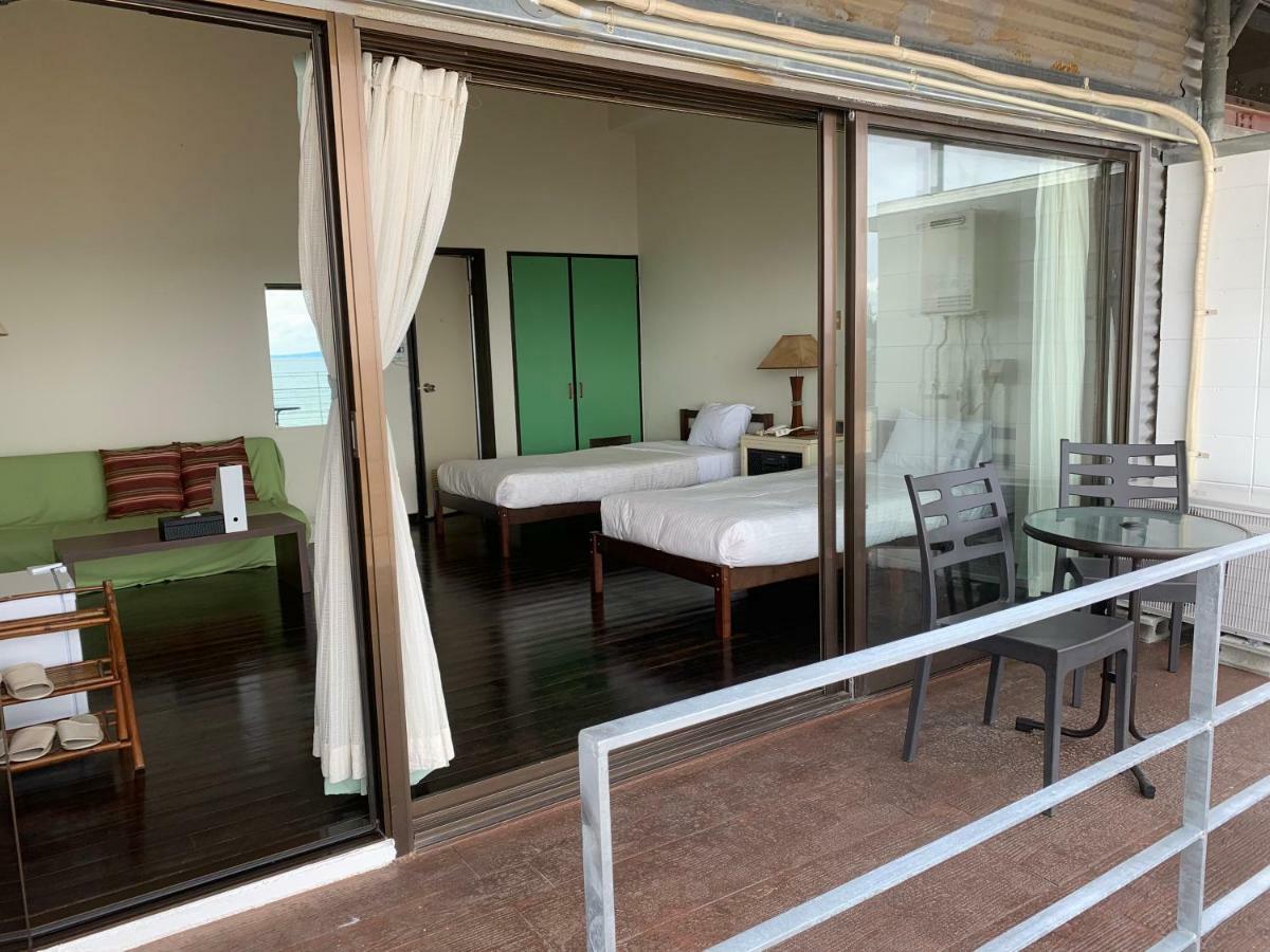 โฮเต็ล แอนด์ เรสเทอรองต์ ออน เดอะ บีช ลิว Hotel โมโตบุ ภายนอก รูปภาพ